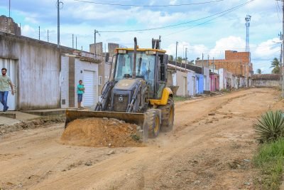 Prefeitura De Lagarto Anuncia In Cio Das Obras De Cal Amento No Bairro