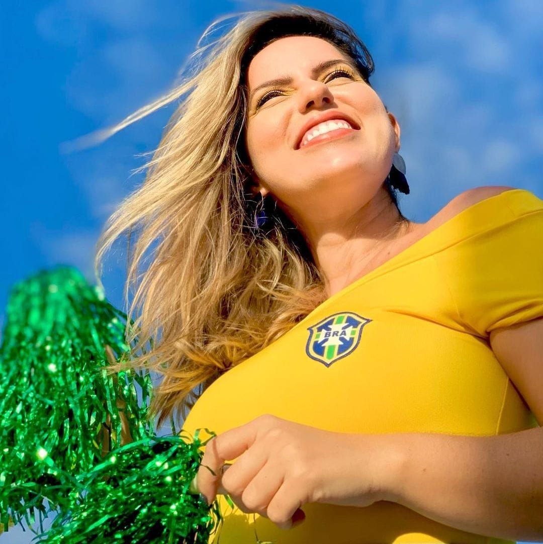 Jamile Pavlova: a musa do Corinthians que se tornou referência na imprensa esportiva de Sergipe