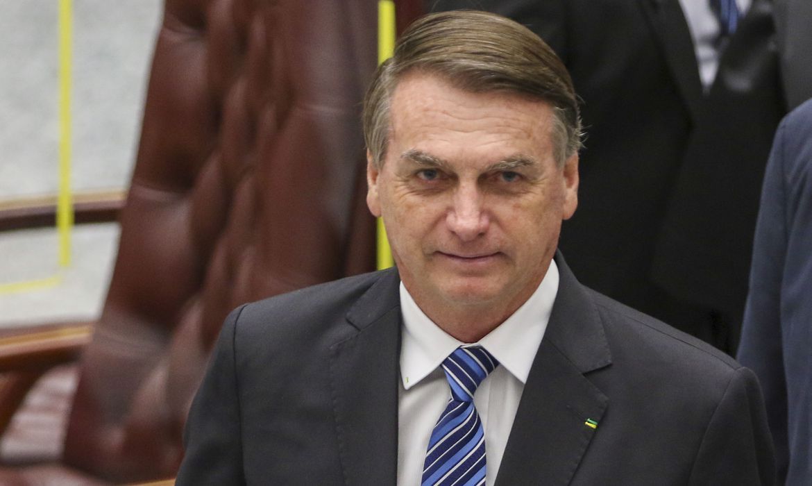Supremo Tribunal Federal rejeita recursos de Bolsonaro e mantém multa por propaganda irregular em 2022