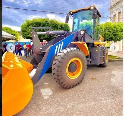 Prefeitura de Santa Rosa de Lima é beneficiada com nova pá carregadeira através do apoio da Deputada Katarina Feitoza