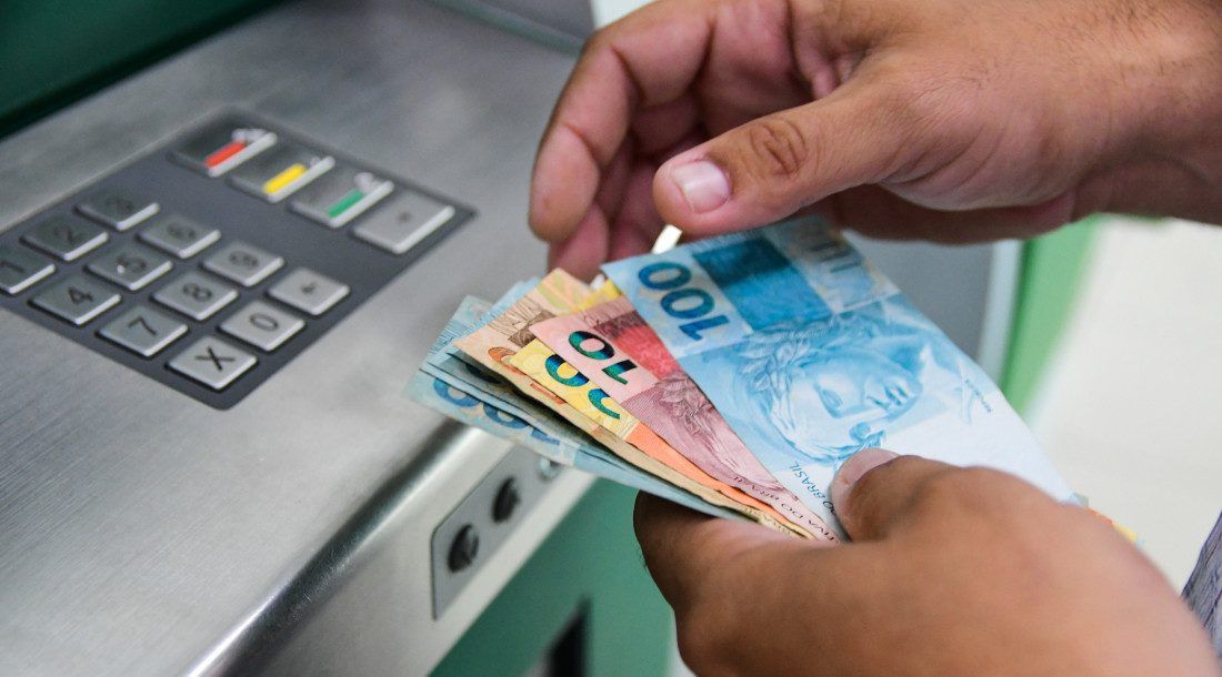 Todos os servidores de Aracaju irão receber salários na próxima quarta-feira, 28