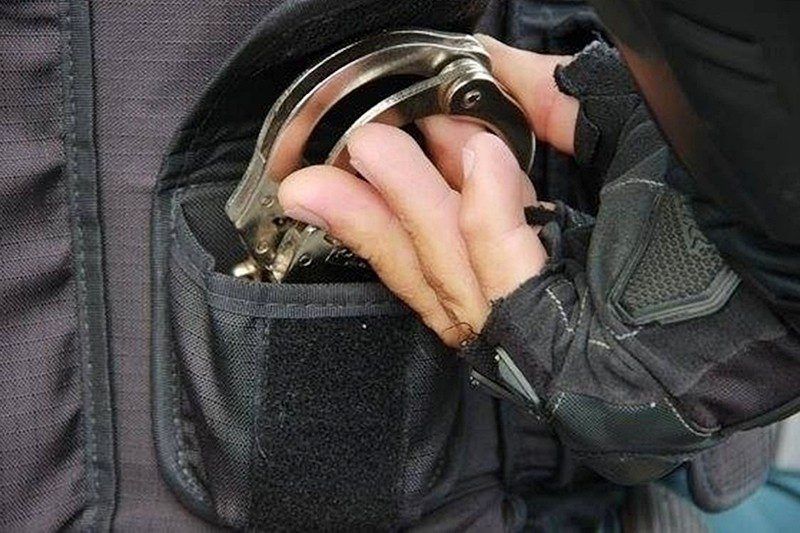 Operação Policial na Orla de Atalaia resulta na prisão de foragido da justiça