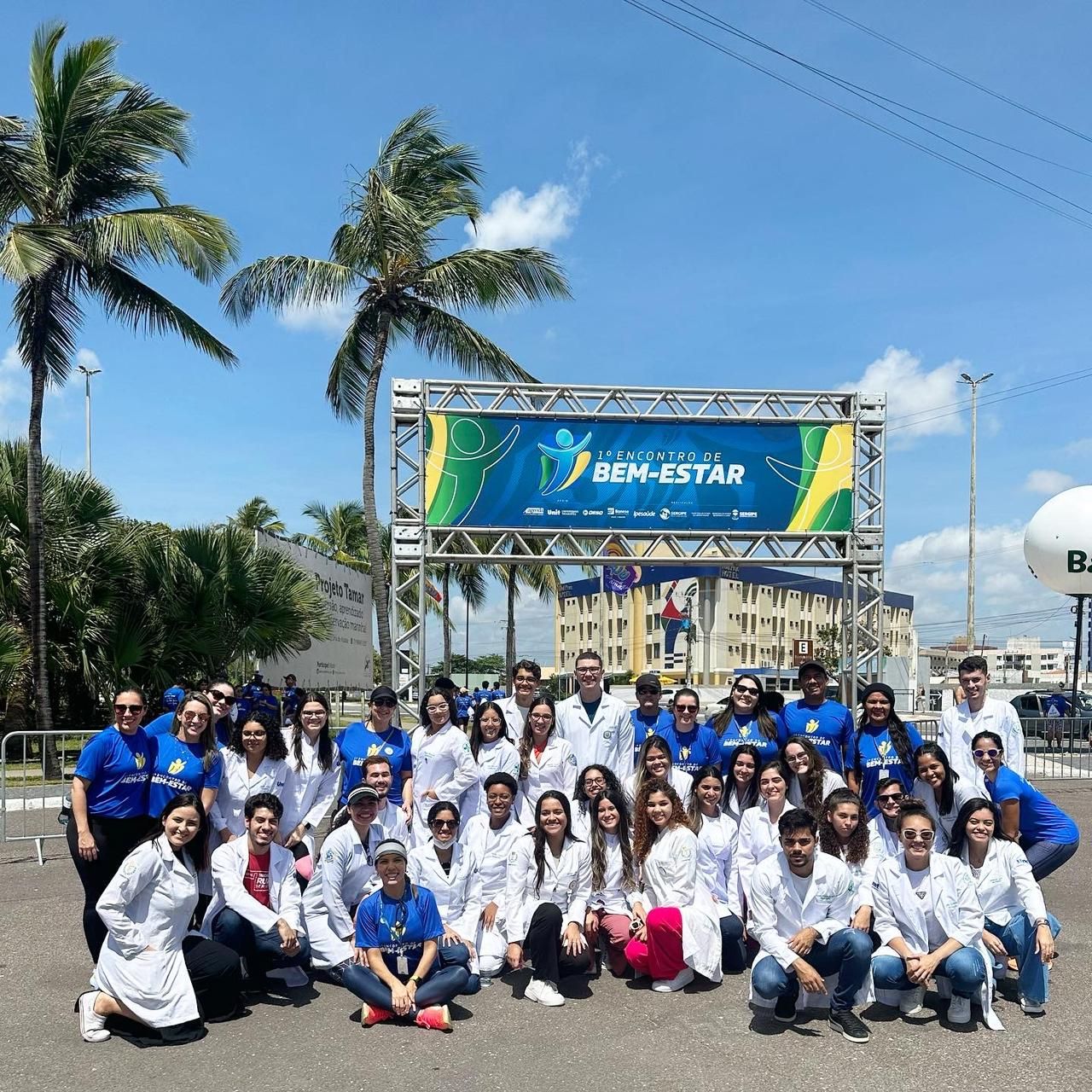 Alunos da Unit Prestam Cerca de 800 Serviços em Evento para Aposentados