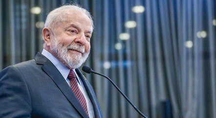 Aprovação de Lula atinge 54,42%, mas primeiro ano de mandato, aponta pesquisa do Instituto França