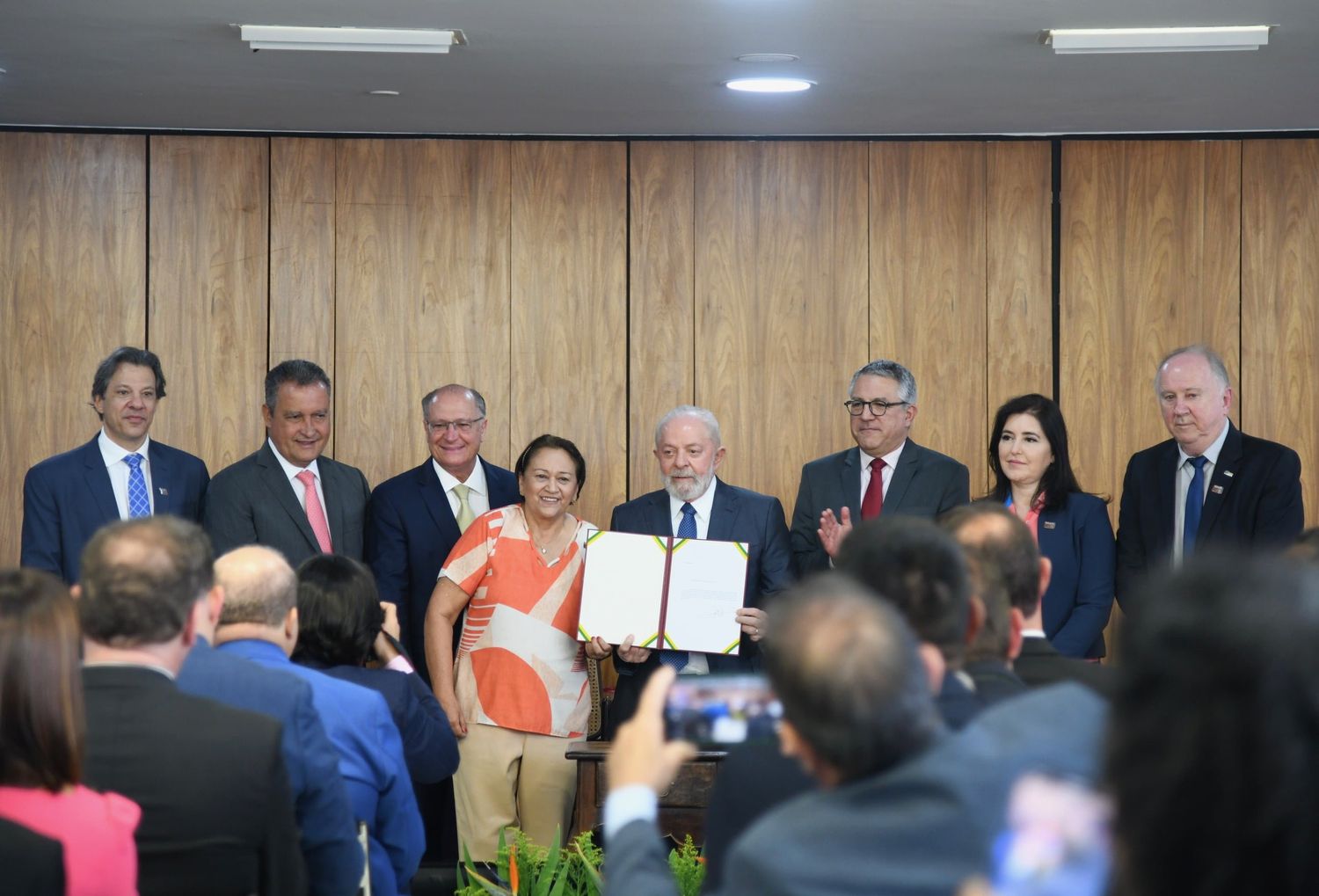 Presidente da FNP, Edvaldo Nogueira, Participa da Instalação do Conselho da Federação com Presidente Lula