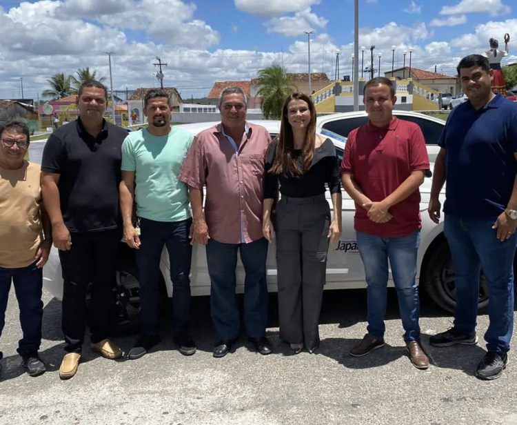 Prefeitura de Japaratuba e Governo de Sergipe realizam entrega de veículo 0km para assistência social