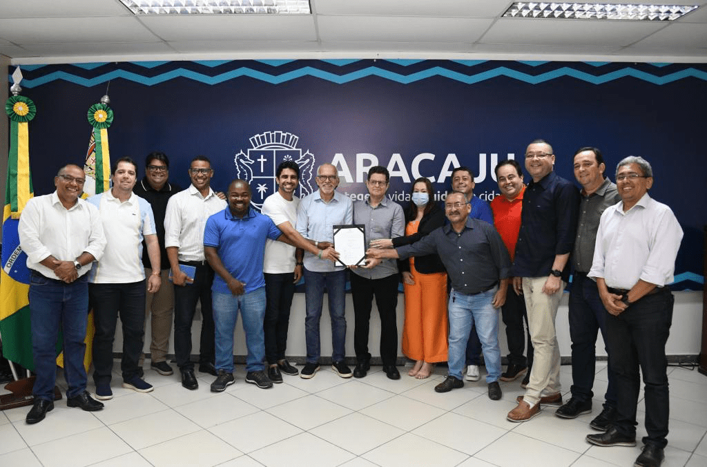 Prefeito de Aracaju anuncia liberação de R$7,5 milhões em emendas impositivas para o Hospital Universitário