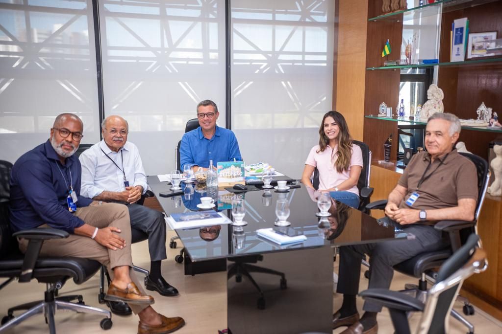 Deputada Yandra Moura busca retomada do transplante de coração em Sergipe