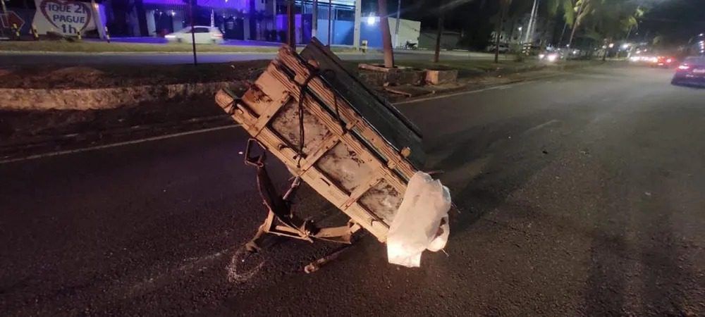 Acidente na Avenida José Carlos Silva deixa quatro crianças e dois adultos feridos em Aracaju