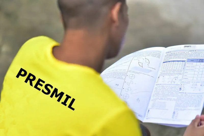 Internos do Presídio Militar de Sergipe fazem prova do Enem PPL/2023