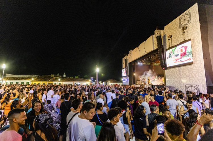 Primeira noite do 38ª Edição do Fasc em São Cristóvão reuni multidão com diversidade cultural e grandes atrações