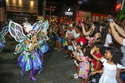 Natal Iluminado: Parceria entre prefeitura e Fecomercio transforma Lagarto em uma cidade encantada