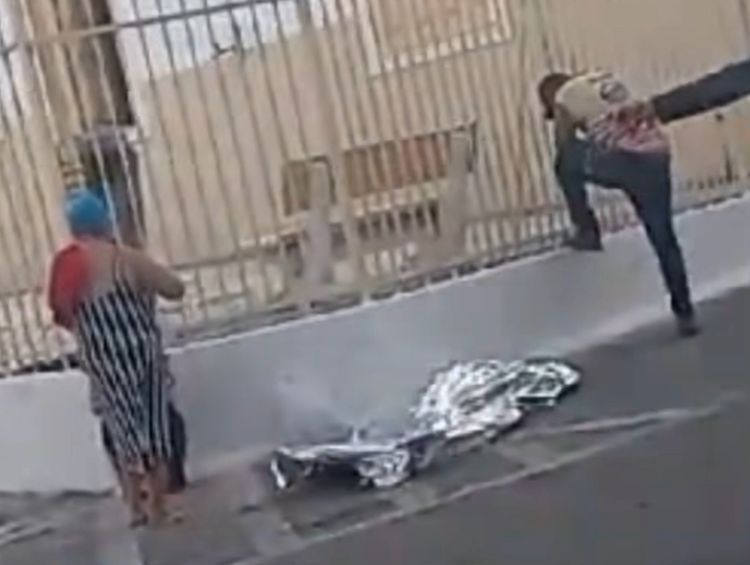 Homem passa mal e morre em frente a agência bancária em Lagarto