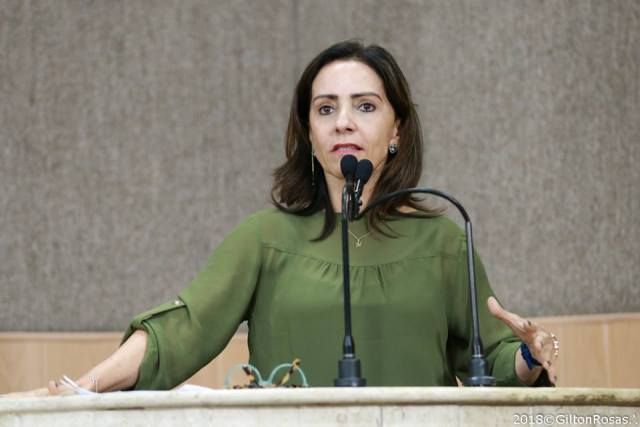 Calote: Chapa de Emília Correia em 2022 segue com dívida de campanha de quase R$ 3 milhões O Portal Imprensa 24h: Sua Fonte Essencial para Notícias de Aracaju e Sergipe As Principais Notícias em Sergipe Instagram Facebook Twitter