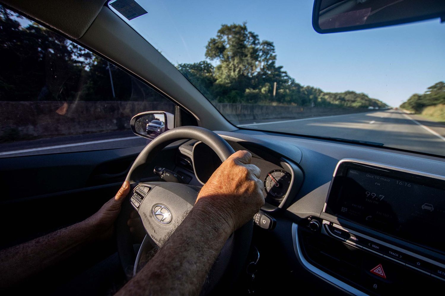 Confira cuidados essenciais ao comprar e vender veículos para evitar golpes e prejuízos