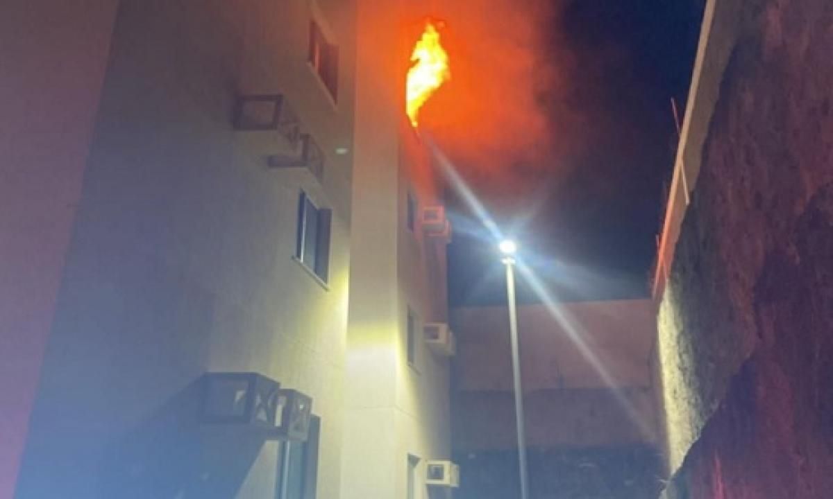 Apartamento pega fogo e é evacuado em Aracaju