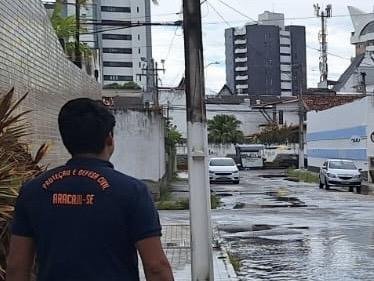 Prefeitura de Aracaju Monitora Instabilidade Climática e Alerta População sobre Riscos