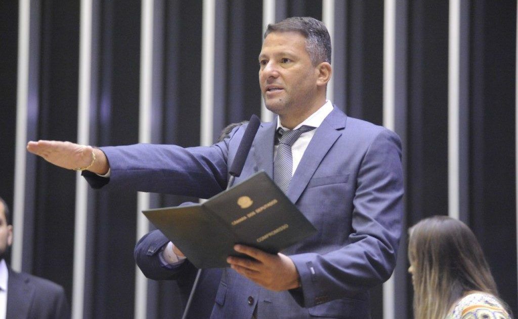 Ex-jogador Washington Coração Valente assume autoridade pública de governança do futebol no governo Lula