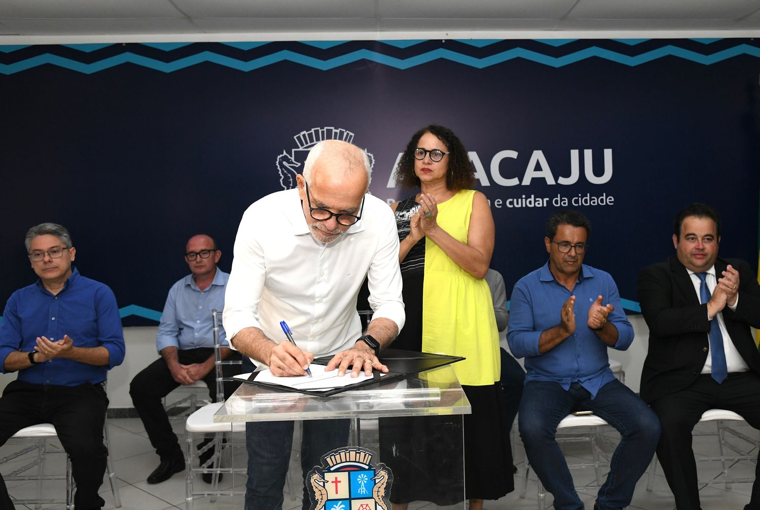 Aracaju investe no futuro: Projeto "Jovem Tech" capacitará 600 jovens para o mercado de tecnologia