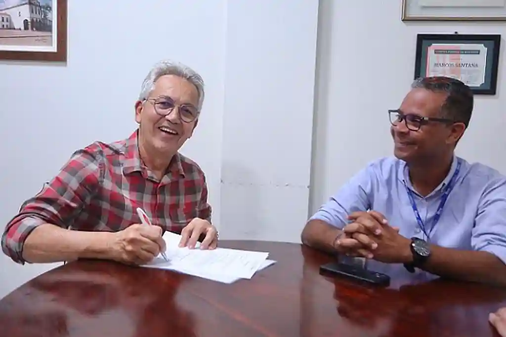 Acontece hoje a afiliação de Júlio Junior ao União Brasil