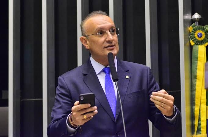 Desistência de Fábio Henrique