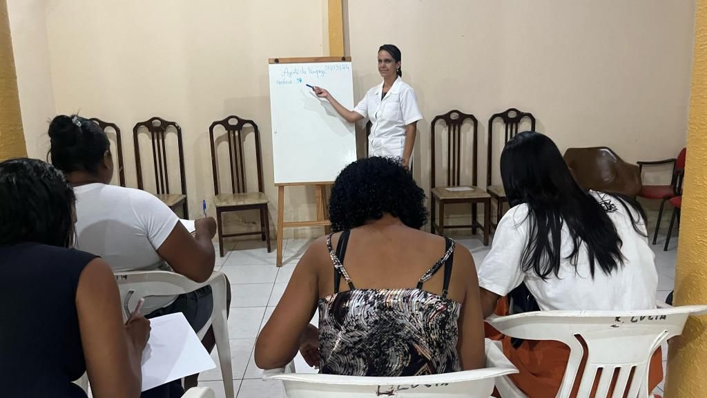 Prefeitura de Aracaju inicia curso profissionalizante gratuito para moradores do Recanto da Paz
