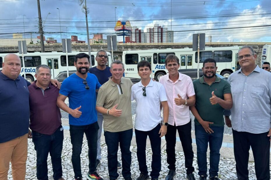 Diego Prado consegue ônibus novo para São Cristóvão: Compromisso Cumprido