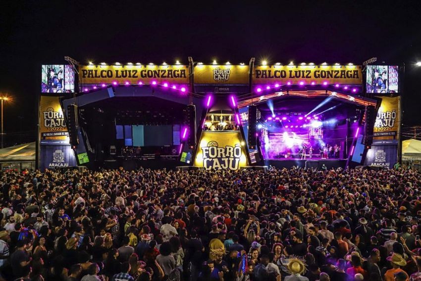 Solange Almeida, Zé Vaqueiro e Ana Castela: Destaques do Palco Luiz Gonzaga no Forró Caju 2024!