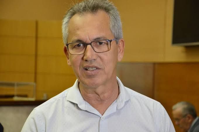 Reunião do Consórcio de Transporte Público adiada: Prefeito de São Cristóvão prioriza Brasília sobre ônibus