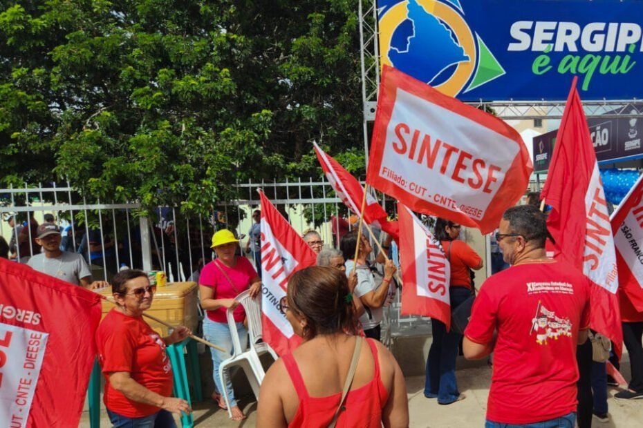 Professores da rede estadual de Sergipe anunciam paralisação em Maio