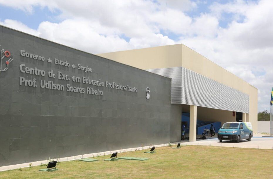 Renovação de matrículas para educação de jovens e adultos (EJA) em Sergipe: Confira as datas