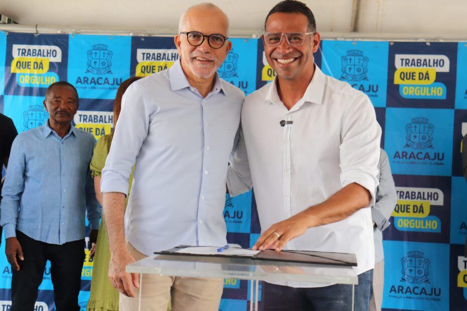 Nova praça na Coroa do Meio: Vereador Sargento Byron parabeniza obras e destaca potencial da região