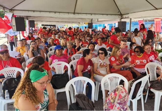 Professores da rede estadual de Sergipe anunciam paralisação com atos em todo o estado nos dias 26 e 27 de agosto