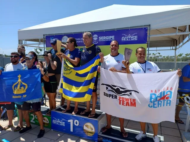 Equipe natação Raia Certa brilha na Copa Brasil Master em Aracaju e conquista 3º lugar geral