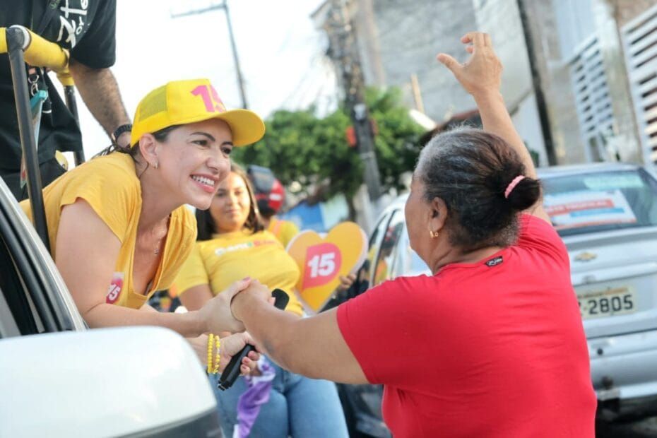 Delegada Danielle intensifica atos de campanha nos bairros e reforça apoio popular à sua candidatura a prefeita de Aracaju
