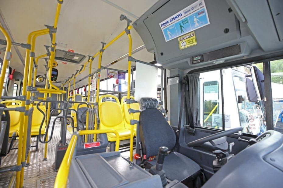 Nova frota de ônibus com ar-condicionado e Wi-Fi promete modernizar transporte público em Aracaju