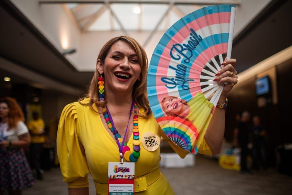 Deputada Linda Brasil Declara Voto em Luiz Roberto 