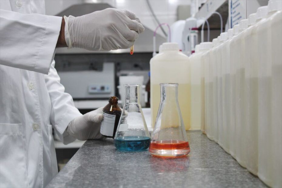 Deso realiza controle de água tratada distribuída à população