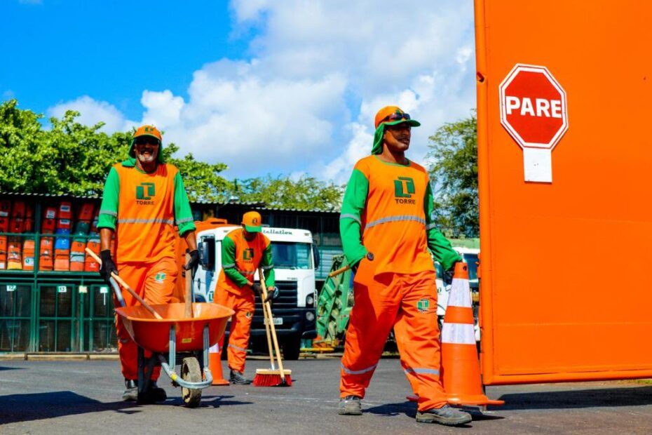 Torre envia aviso de desligamento