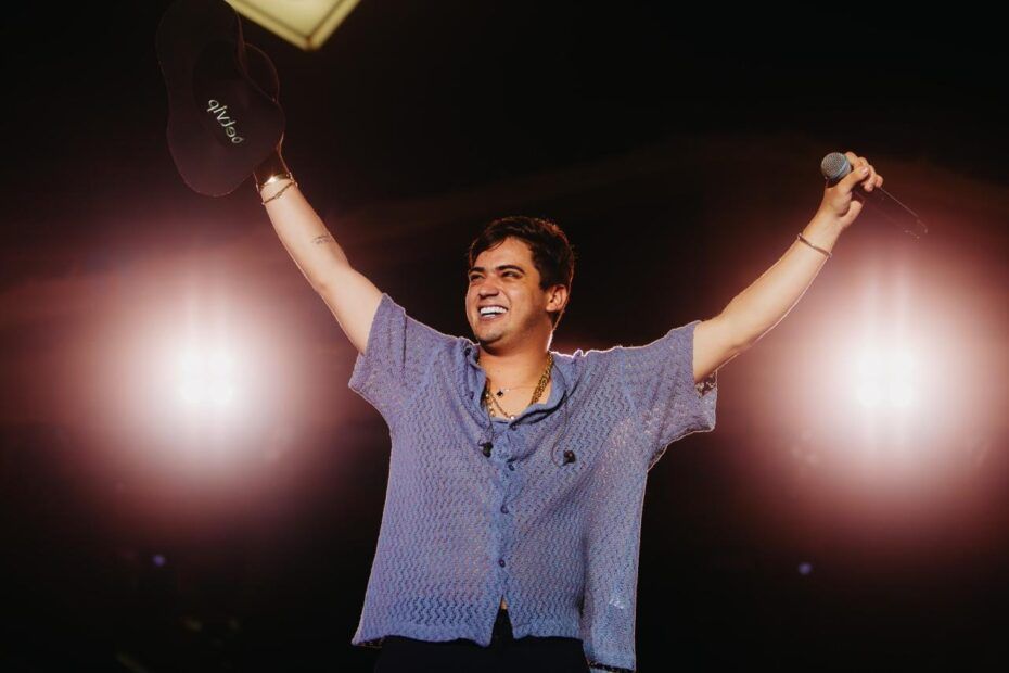 Natanzinho Lima grava projeto “De Bar em Bar 7” em sua cidade natal, Itabaiana