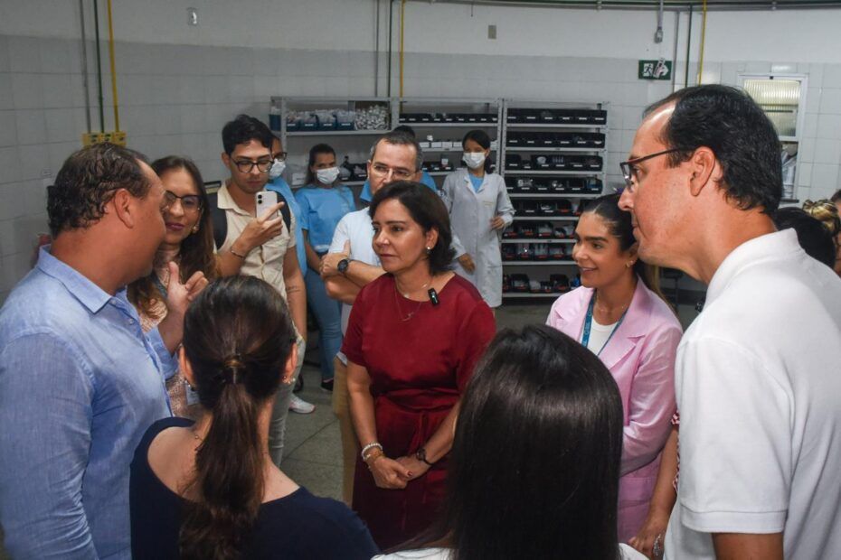 Emília Corrêa apresenta melhorias no Hospital Nestor Piva