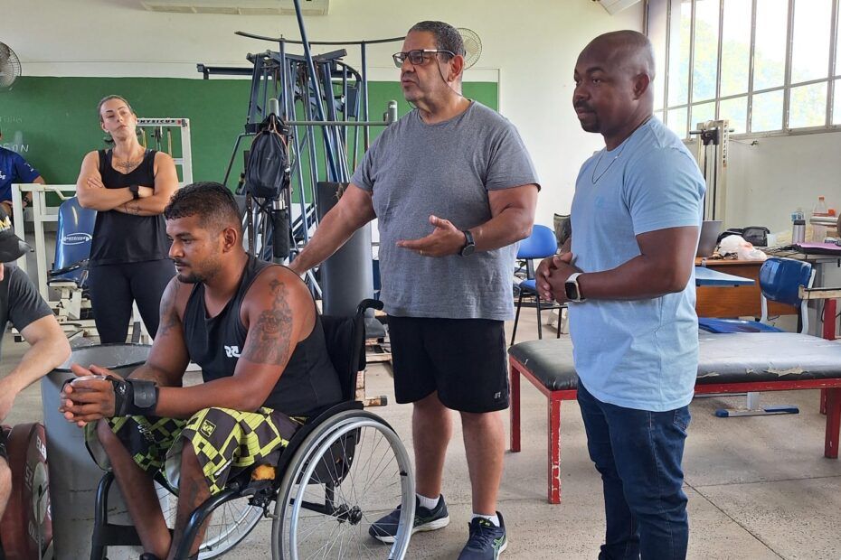 Vereador Binho visita atletas paralímpicos e reforça apoio ao esporte