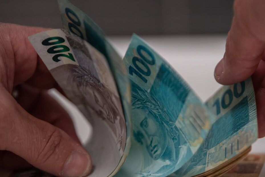 salário mínimo de R$ 1.630 para 2026