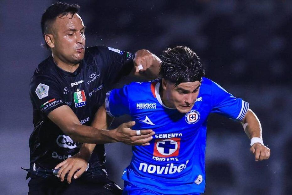 Cruz Azul vence Once Caldas por 1x0 na Copa Veracruz e encerra pré-temporada com confiança