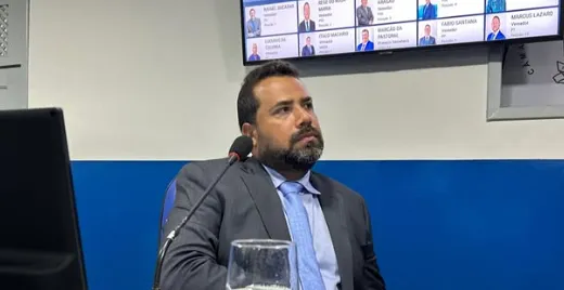 Robson da RR votou favorável à regência de classe