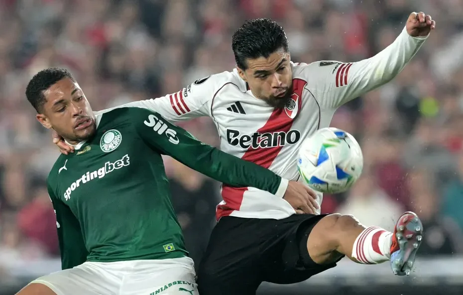 Palmeiras vence River Plate no Allianz Parque e garante vaga na semifinal da Libertadores