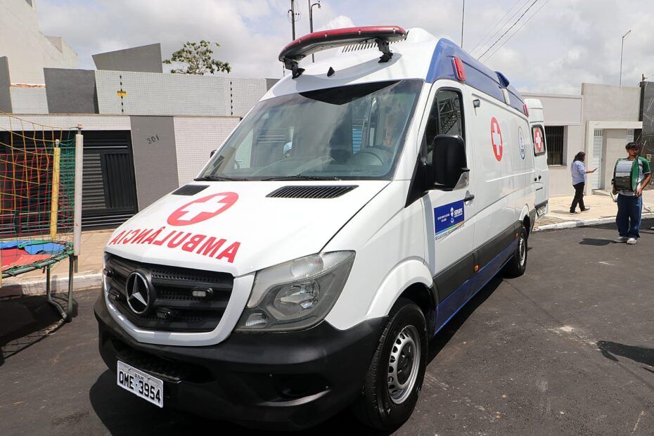 Governo de Sergipe entrega ambulância e amplia serviços de saúde em Ribeirópolis
