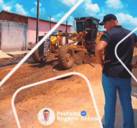 Prefeito Rogério Sobral acompanha obras de pavimentação no Conjunto Isaías Monteiro em Ribeirópolis