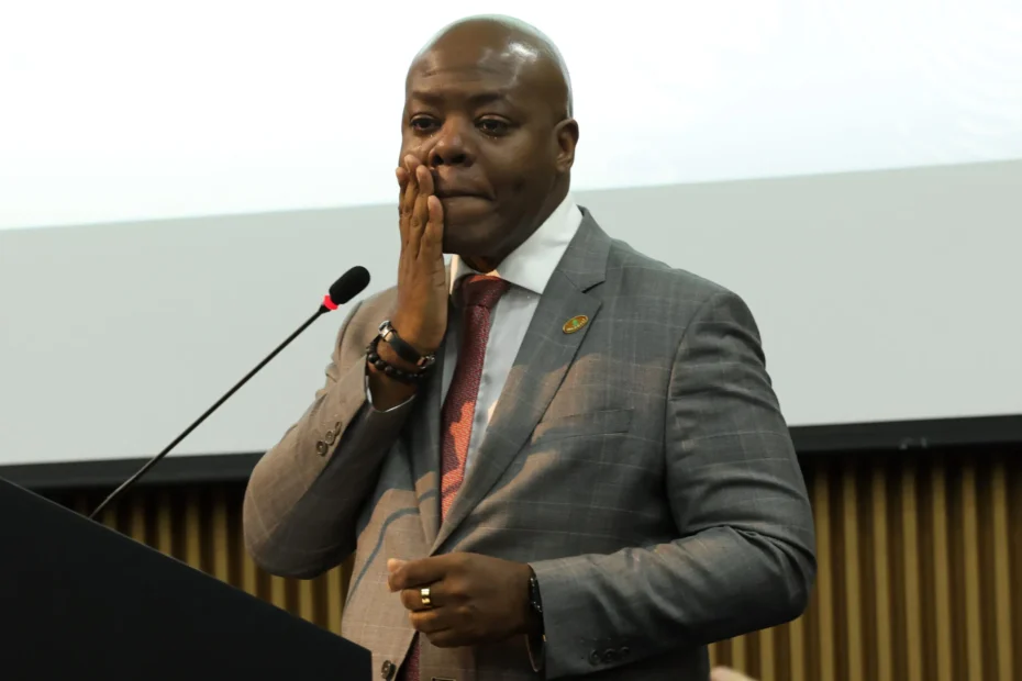 indiciamento de Silvio Almeida