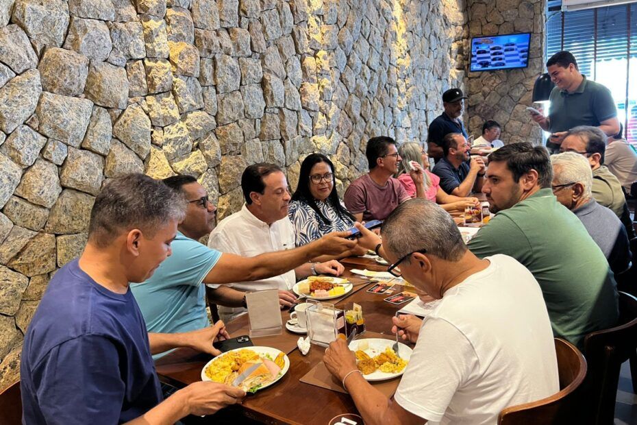 André Moura se reúne com lideranças da região Sul em Estância para discutir demandas e fortalecimento político